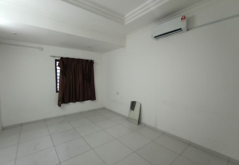 CHEAP Sungai Long CORNER 2 sty terrace house for sale