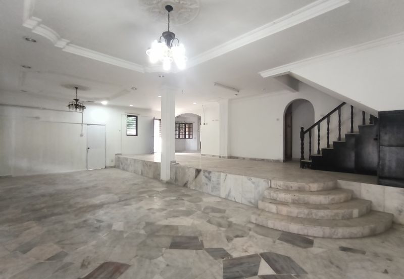 CHEAP Sungai Long CORNER 2 sty terrace house for sale