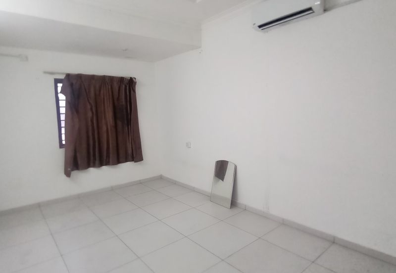 CHEAP Sungai Long CORNER 2 sty terrace house for sale