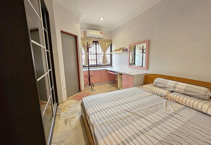 CHEAP Sungai Long 2 sty CORNER terrace house for sale