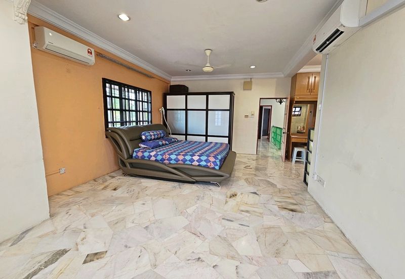 CHEAP Sungai Long 2 sty CORNER terrace house for sale