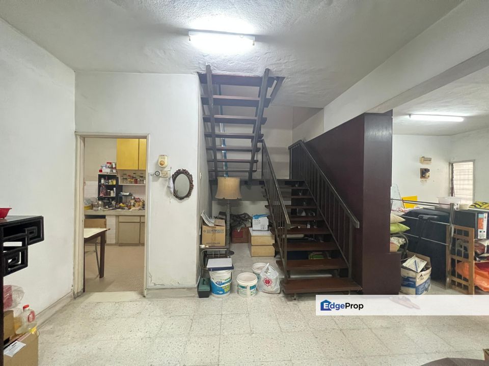  C H E A P 2-Storey Terrace Taman Connaught for sale, Kuala Lumpur, Cheras