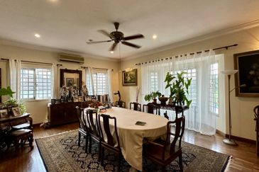 C H E A P Bangsar 2 Storey Bungalow House For Sale 