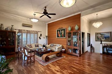 C H E A P Bangsar 2 Storey Bungalow House For Sale 