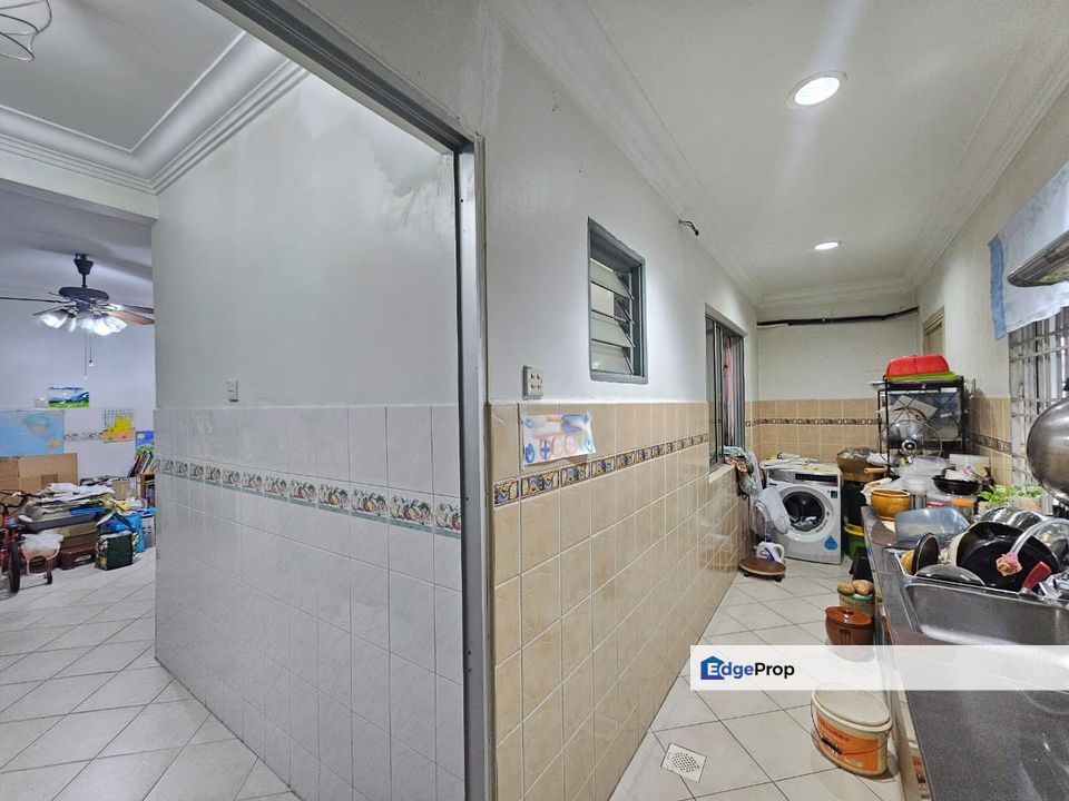 C H E A P 2 Storey Terrace House at Taman Seri Taming, Selangor, Cheras