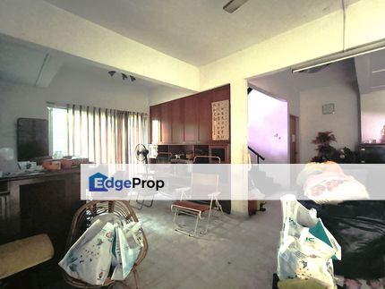 C H E A P 2 Storey C O R N E R Terrace at Bukit Teratai for sale, Selangor, Ampang