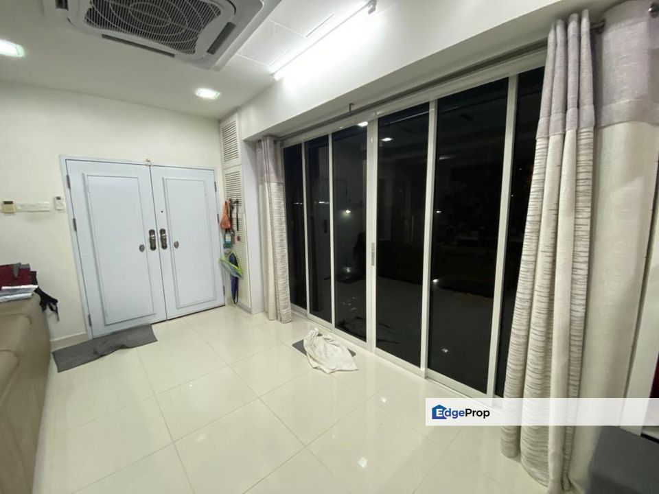 C H E A P 2 sty C O R N E R terrace house Mahkota Cheras , Selangor, Cheras