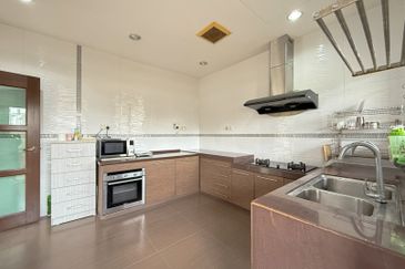 Bandar Mahkota Cheras