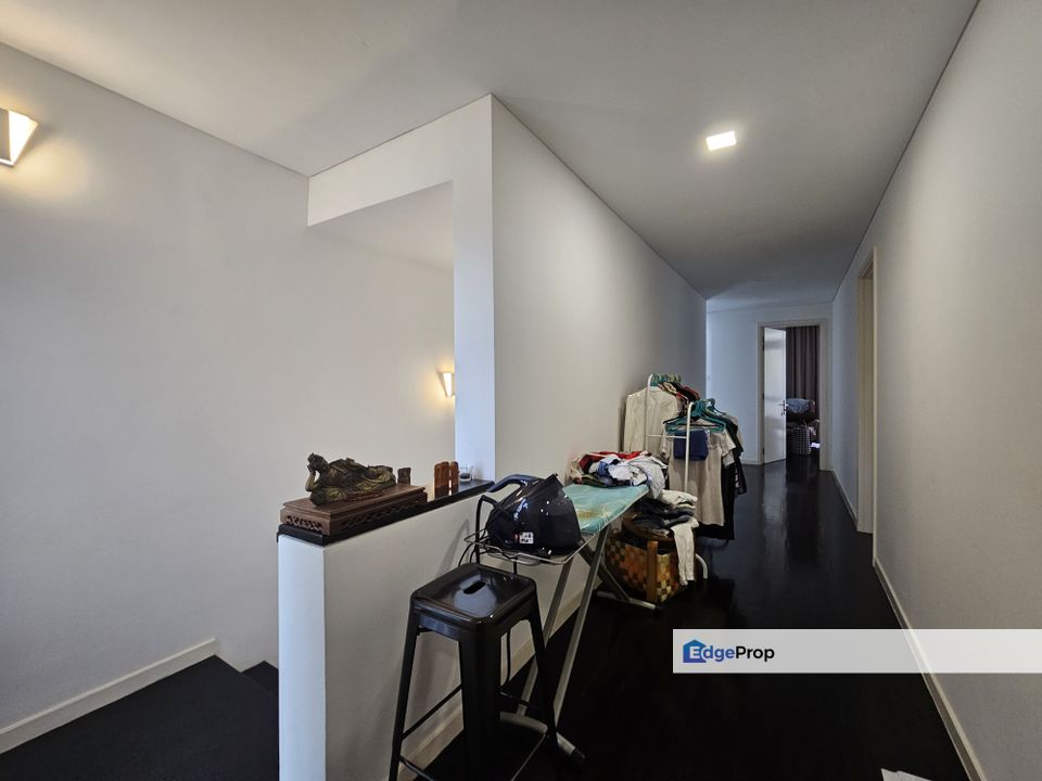 C H E A P 3 Storey Lake View Semi-D Renovated at Lakefields, Kuala Lumpur, Sungai Besi