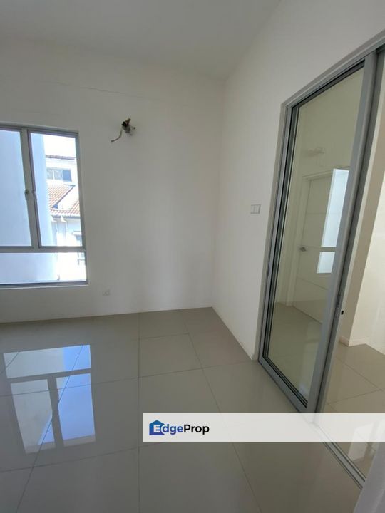 C H E A P The Maisons Mansion Park 3 sty Bungalow Cyberjaya, Selangor, Cyberjaya