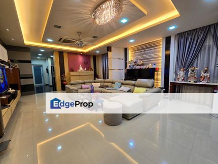 C H E A P 2 sty E N D L O T with extra land Royale at Segar Perdana , Selangor, Cheras