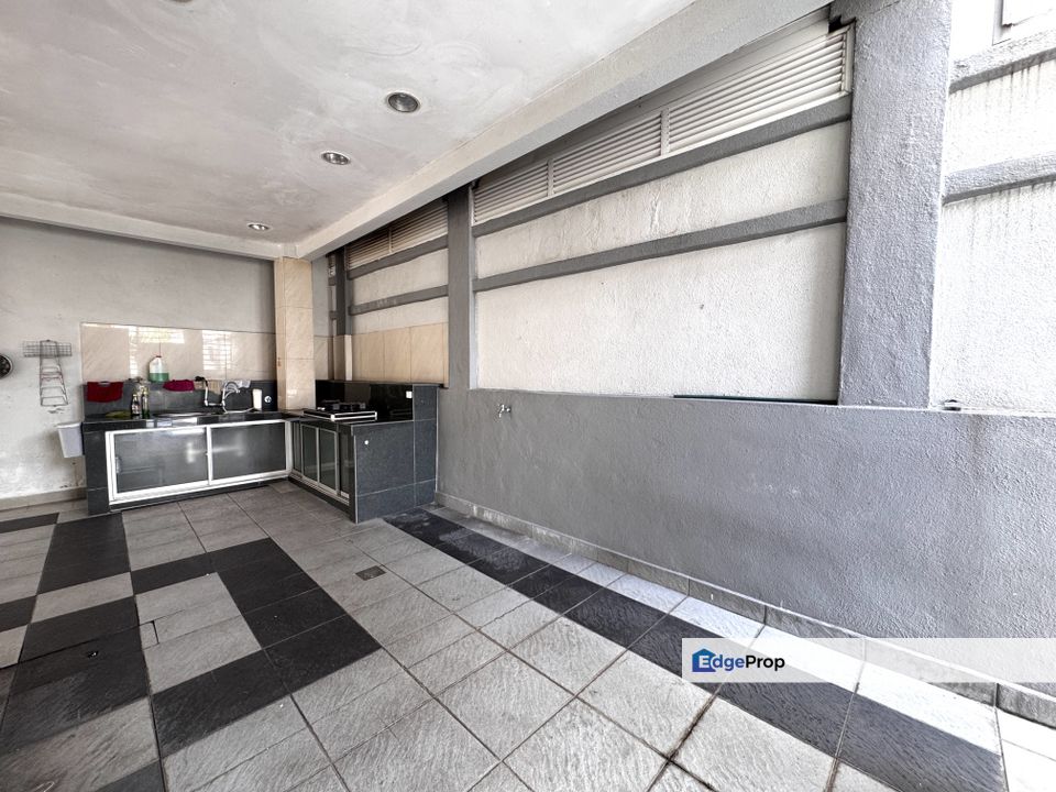 C H E A P 2 Sty Bungalow at Mahkota Cheras, Selangor, Cheras