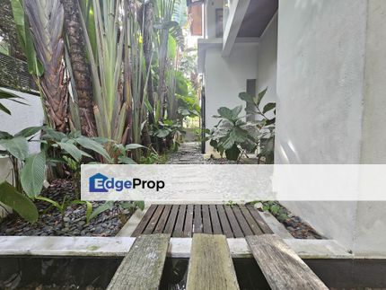 CHEAP Gita Bayu 3.5 Storey Modern Bali Style Bungalow for sale, Selangor, Seri Kembangan