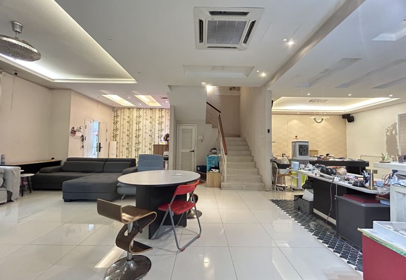 Bandar Mahkota Cheras