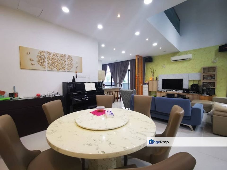 CHEAP The Park Bukit Serdang 3 sty Semi-D for sale, Selangor, Seri Kembangan