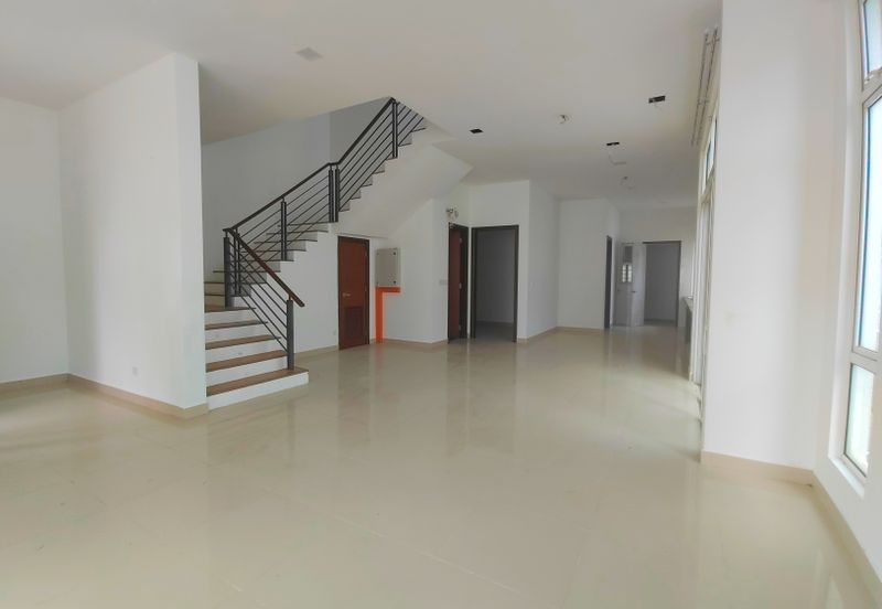 Suria Villa @ Sungai Long