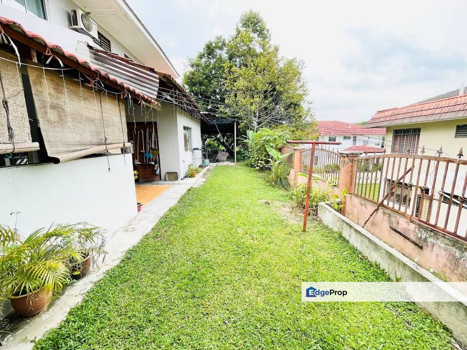  CHEAP Bukit Cheras 2 sty bungalow corner lot, Kuala Lumpur, Cheras