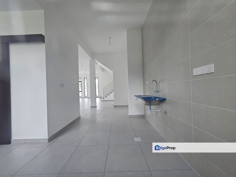 C H E A P Orchid Hill Cheras 3 sty Semi-D for sale, Selangor, Cheras