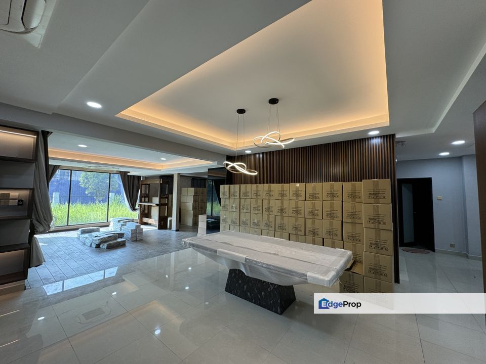 C H E A P Tmn Suria Residen Cheras 3 Storey Semi-D, Selangor, Batu 9th Cheras