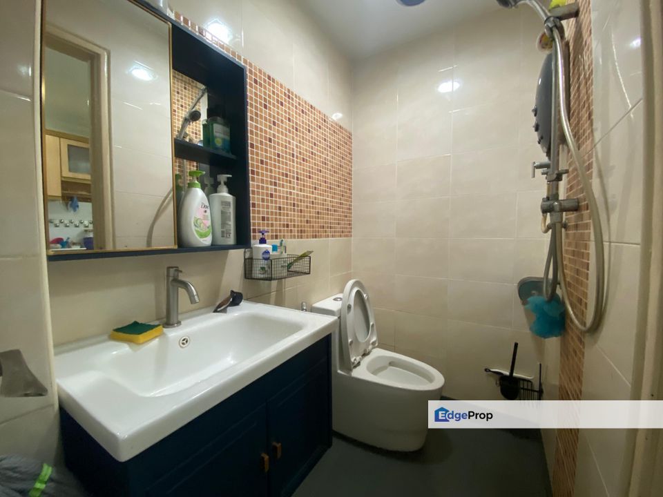C H E A P Damai Perdana Renovated 2 sty terrace house for sale, Kuala Lumpur, Cheras