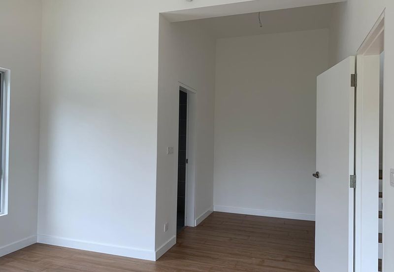 C H E A P Tropicana Cheras 3 sty C O R N E R Superlink house for sale