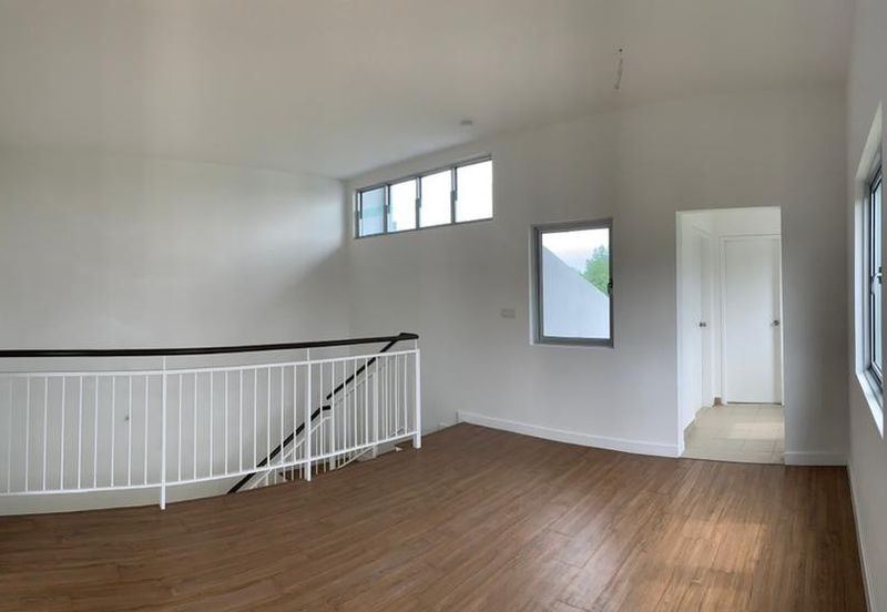 C H E A P Tropicana Cheras 3 sty C O R N E R Superlink house for sale