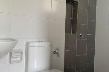 C H E A P Tropicana Cheras 3 sty C O R N E R Superlink house for sale