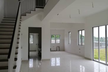 C H E A P Tropicana Cheras 3 sty C O R N E R Superlink house for sale