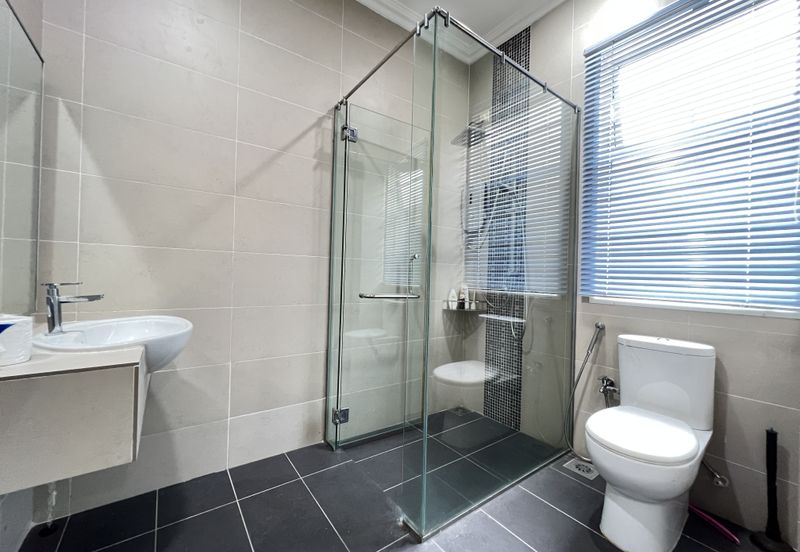 Bandar Tun Hussein Onn