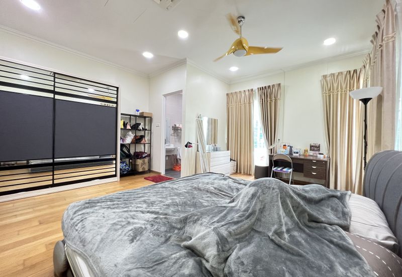 Bandar Tun Hussein Onn