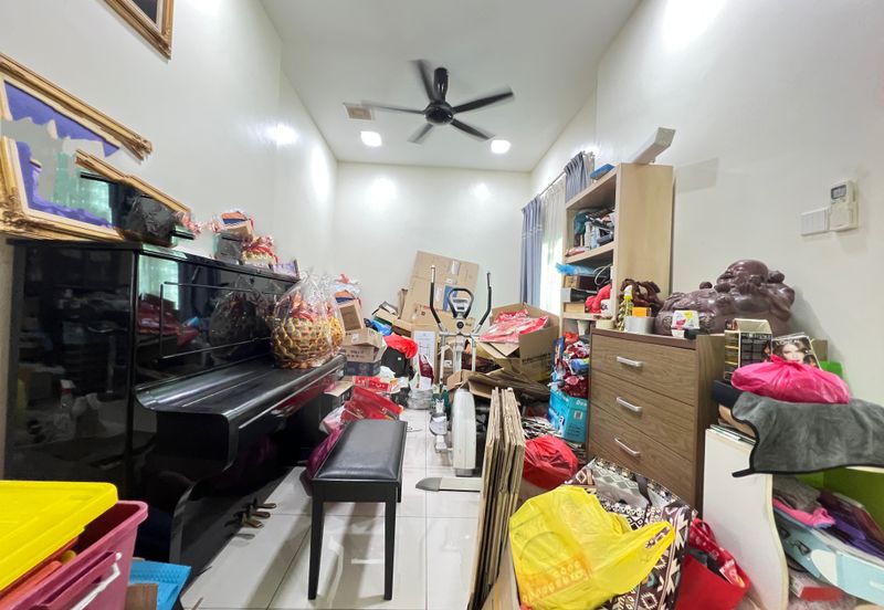 Bandar Tun Hussein Onn