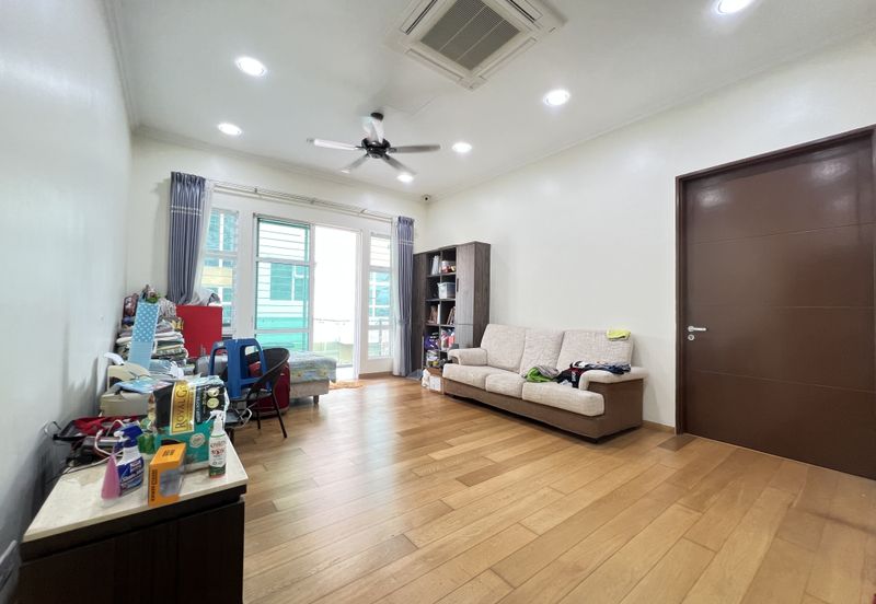 Bandar Tun Hussein Onn