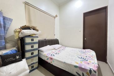 Bandar Tun Hussein Onn