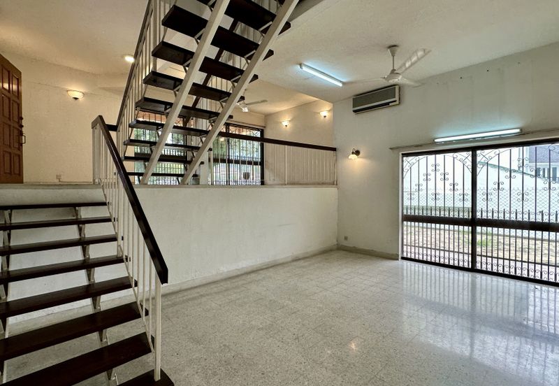 C H E A P Bangsar 2 sty Bungalow for sale