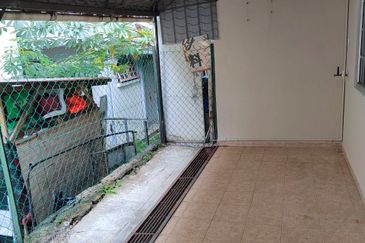 Bandar Tun Hussein Onn