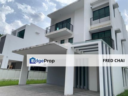 C H E A P 3 Storey Bungalow Villa 33 Bukit Mandarina, Alam Damai, Kuala Lumpur, Cheras