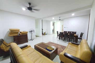 Bandar Tun Hussein Onn