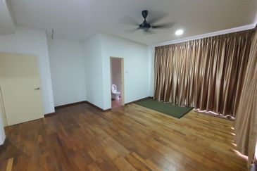 Bandar Tun Hussein Onn