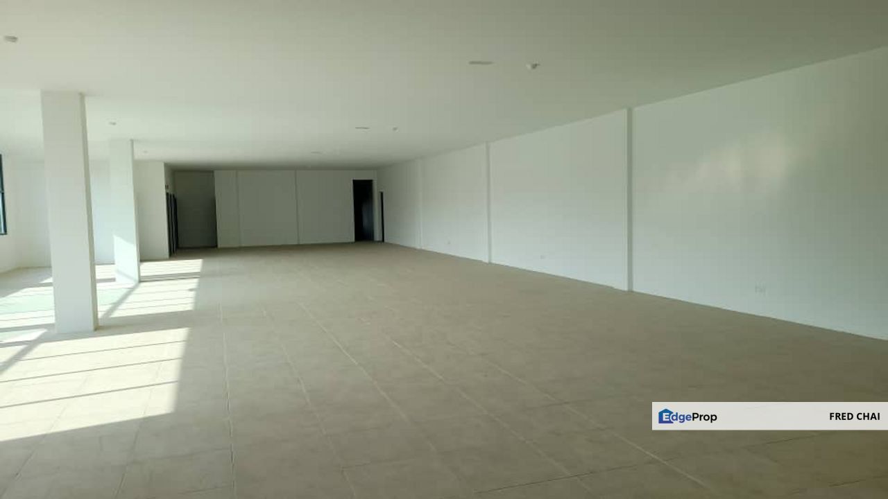 C H E A P New 3 storey warehouse cum 4 storey office Balakong For Sale, Selangor, Balakong