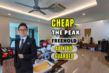 C H E A P 3 sty The Peak Cheras Semi D House 