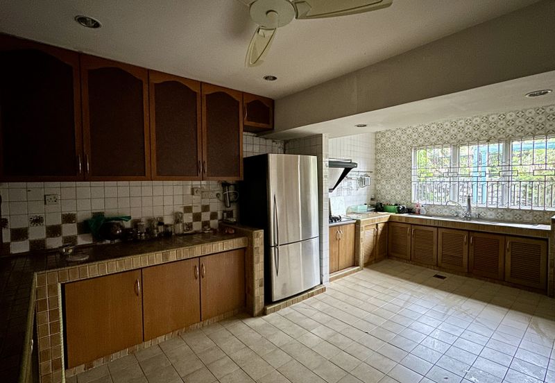 CHEAP 2 Storey Bungalow House with gated & guarded For Sale