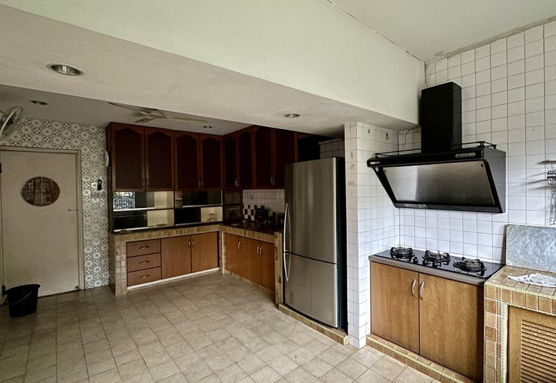 CHEAP 2 Storey Bungalow House with gated & guarded For Sale