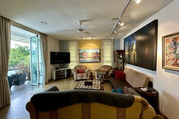 CHEAP 2 Storey Bungalow House with renovation for sale