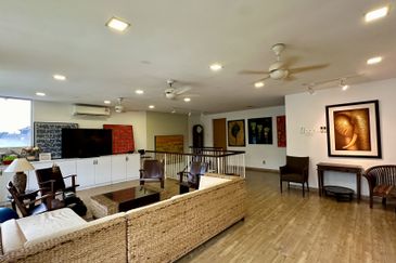 CHEAP 2 Storey Bungalow House with renovation for sale