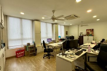 CHEAP 2 Storey Bungalow House with renovation for sale