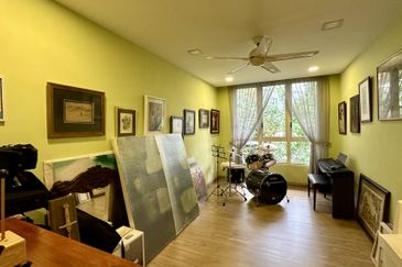 CHEAP 2 Storey Bungalow House with renovation for sale