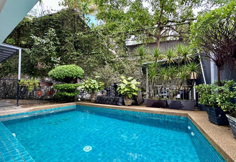 CHEAP 2 Storey Bungalow House with renovation for sale