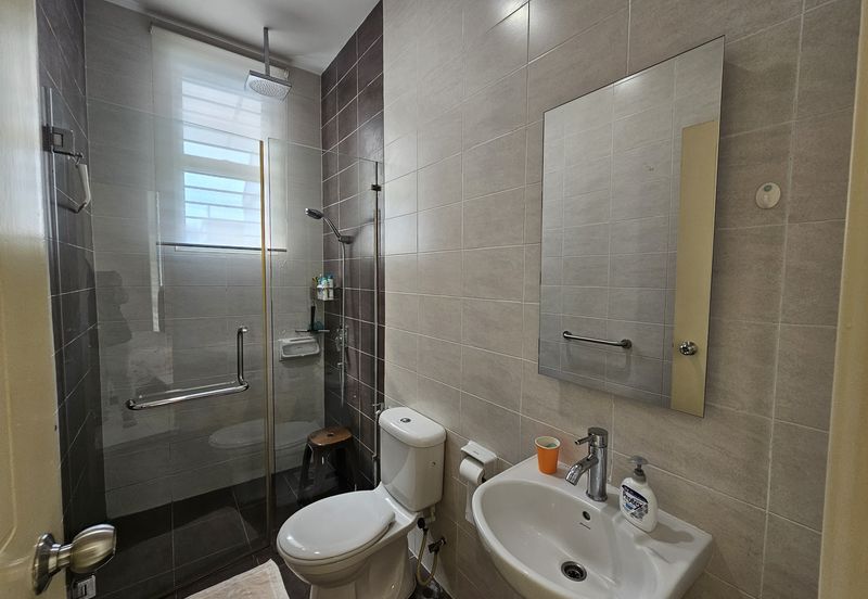 CHEAP 2 Sty Zero Lot Bungalow in Taman Sungai Sering Batu 9 Cheras