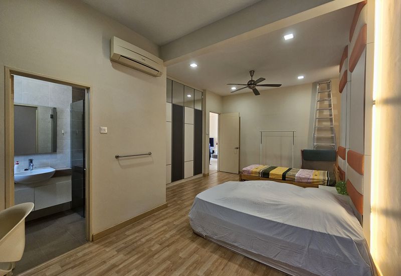 CHEAP 2 Sty Zero Lot Bungalow in Taman Sungai Sering Batu 9 Cheras