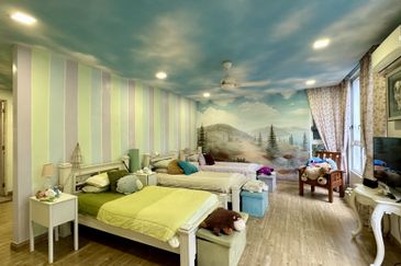 CHEAP Bangsar 3 Storey Bungalow House For Sale